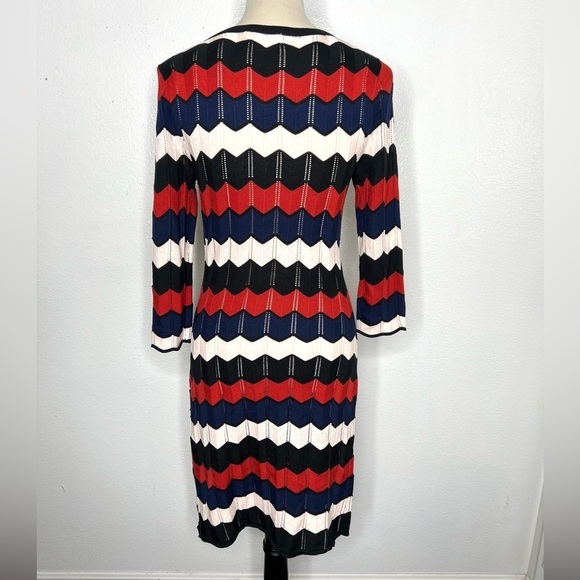 ANTHROPOLOGIE Current Air Chevron Striped Knit Midi Dress Size Medium - Picture 4 of 10
